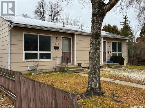 114/116 1St Avenue N, Hyas, SK - Outdoor