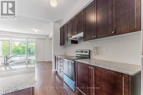 8 Cunliffe Lane, Ajax, ON - Indoor Photo Showing Kitchen