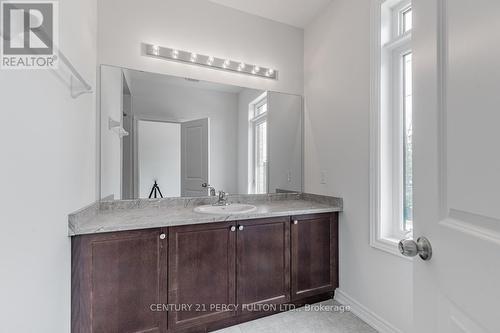 8 Cunliffe Lane, Ajax, ON - Indoor Photo Showing Bathroom