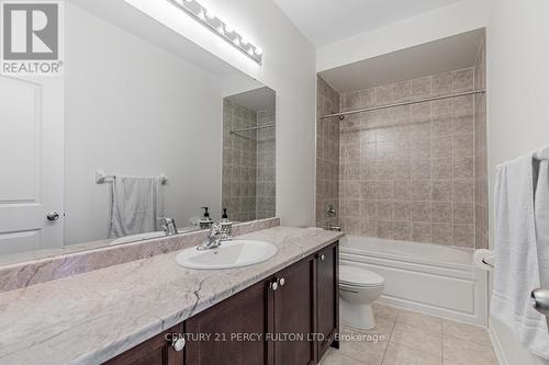 8 Cunliffe Lane, Ajax, ON - Indoor Photo Showing Bathroom