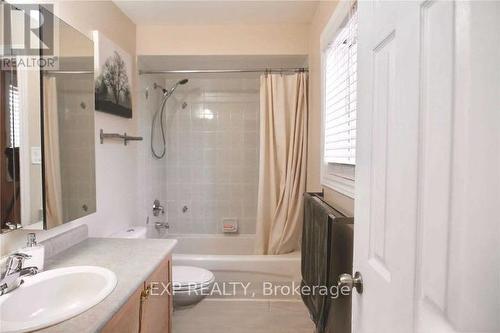 66 Fallstar Crescent, Brampton, ON - Indoor Photo Showing Bathroom