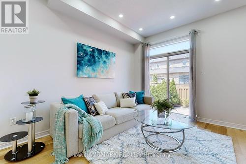 37 Martree Crescent, Brampton, ON - Indoor Photo Showing Living Room