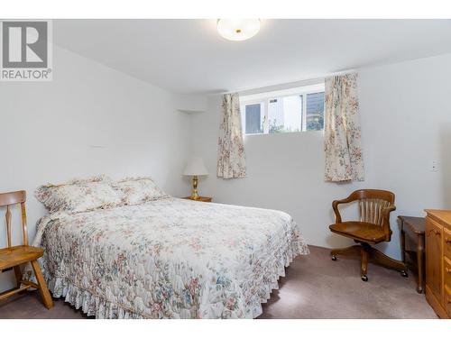 4360 Delbrook Avenue, North Vancouver, BC - Indoor Photo Showing Bedroom