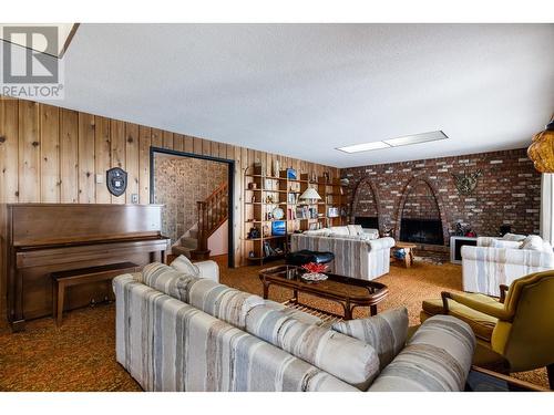 4360 Delbrook Avenue, North Vancouver, BC - Indoor Photo Showing Living Room With Fireplace