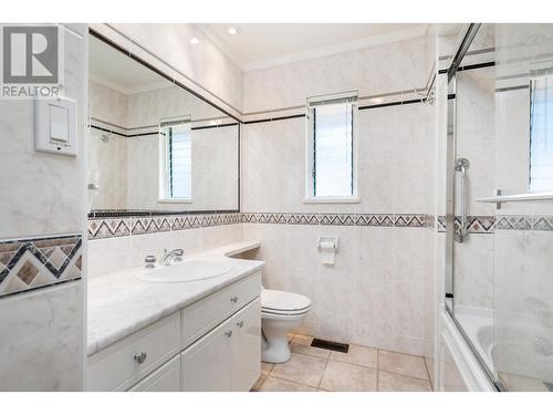 4360 Delbrook Avenue, North Vancouver, BC - Indoor Photo Showing Bathroom