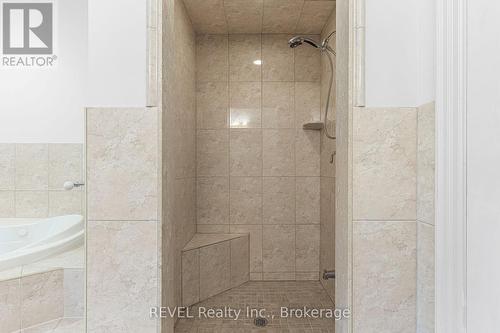 753 Welland Road, Pelham (664 - Fenwick), ON - Indoor Photo Showing Bathroom