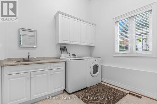 753 Welland Road, Pelham (664 - Fenwick), ON - Indoor Photo Showing Laundry Room