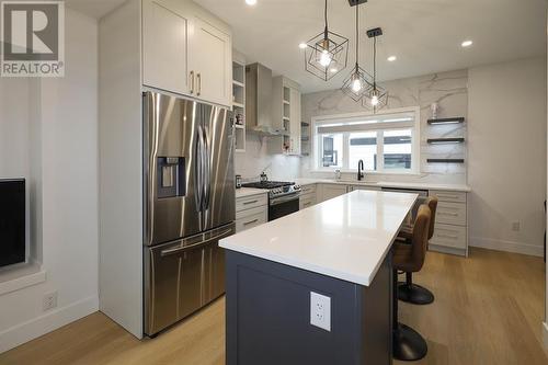 5439 Killarney Street, Vancouver, BC - Indoor Photo Showing Kitchen With Upgraded Kitchen