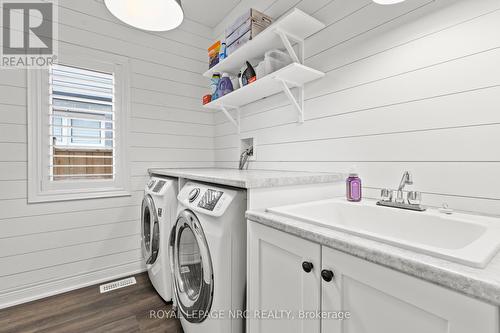 374 Julia Drive, Welland (771 - Coyle Creek), ON - Indoor Photo Showing Laundry Room