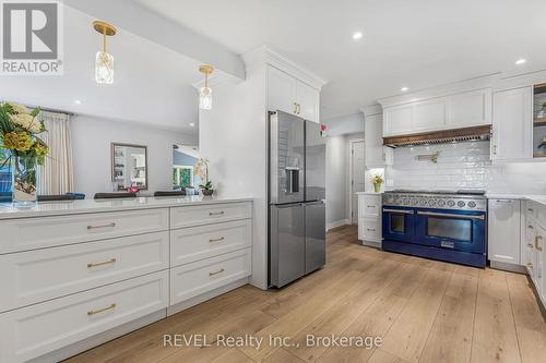 5 Cherryhill Drive, Grimsby (542 - Grimsby East), ON - Indoor Photo Showing Kitchen With Stainless Steel Kitchen With Upgraded Kitchen