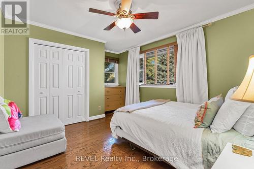 5 Cherryhill Drive, Grimsby (542 - Grimsby East), ON - Indoor Photo Showing Bedroom