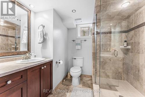 5 Cherryhill Drive, Grimsby (542 - Grimsby East), ON - Indoor Photo Showing Bathroom