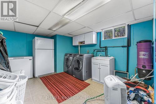 5 Cherryhill Drive, Grimsby (542 - Grimsby East), ON - Indoor Photo Showing Laundry Room