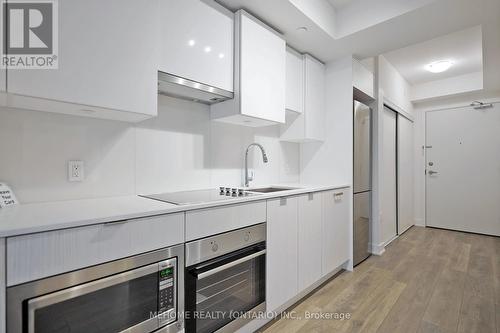 1201 - 195 Redpath Avenue, Toronto, ON - Indoor Photo Showing Kitchen