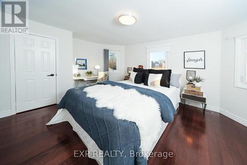 51 Militia Trail, Markham, ON - Indoor Photo Showing Bedroom