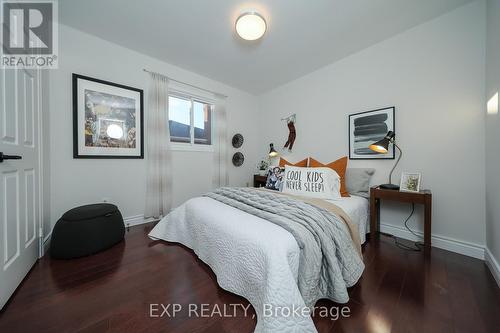 51 Militia Trail, Markham, ON - Indoor Photo Showing Bedroom