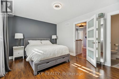 15 Gross Drive, Barrie, ON - Indoor Photo Showing Bedroom