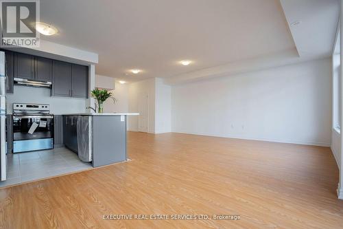 13 Ormand Terrace, Caledon, ON - Indoor Photo Showing Kitchen