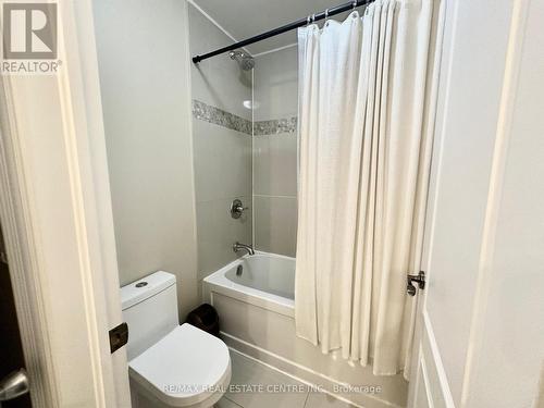 110 Allenby Avenue, Toronto, ON - Indoor Photo Showing Bathroom