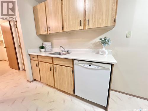 114 310 Stillwater Drive, Saskatoon, SK - Indoor Photo Showing Kitchen