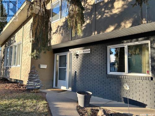 101 Mount Allison Crescent, Saskatoon, SK - Outdoor