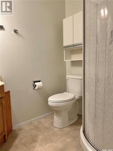 101 Mount Allison Crescent, Saskatoon, SK - Indoor Photo Showing Bathroom