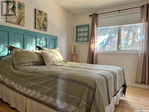 101 Mount Allison Crescent, Saskatoon, SK - Indoor Photo Showing Bedroom