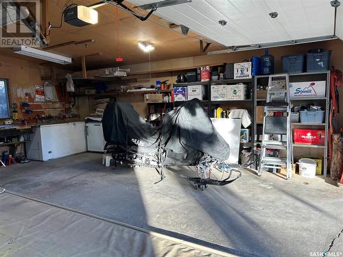 101 Mount Allison Crescent, Saskatoon, SK - Indoor Photo Showing Garage