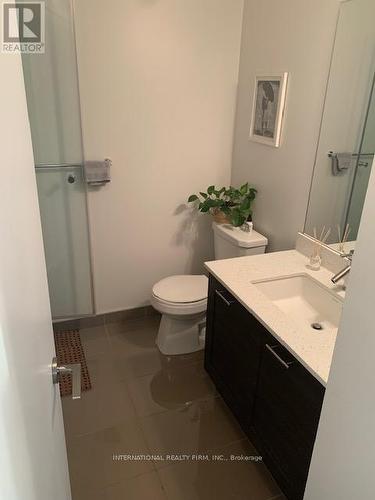 3506 - 2212 Lakeshore Road W, Toronto, ON - Indoor Photo Showing Bathroom