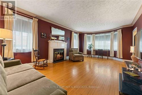 366 Isabella Street, Pembroke, ON - Indoor Photo Showing Living Room With Fireplace