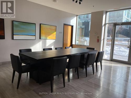 716 - 111 St Clair Avenue W, Toronto, ON - Indoor Photo Showing Dining Room