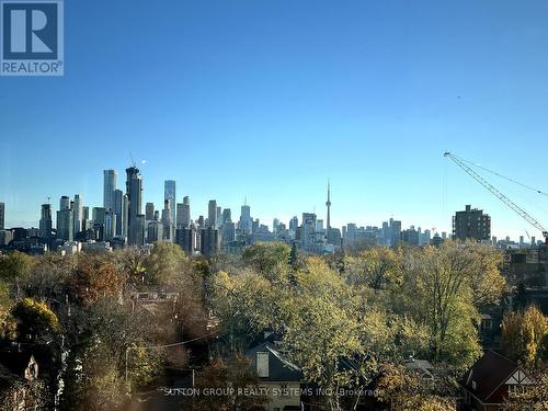 716 - 111 St Clair Avenue W, Toronto, ON - Outdoor With View