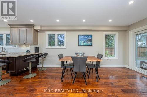 447 Edgeworth Road, Mississauga, ON - Indoor Photo Showing Dining Room