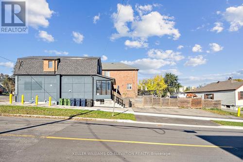 681 Scarlett Road, Toronto, ON - Outdoor