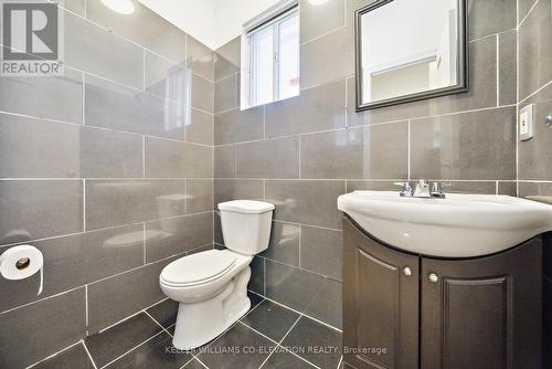 681 Scarlett Road, Toronto, ON - Indoor Photo Showing Bathroom