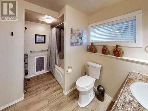 4636 Harwood Ave, Powell River, BC - Indoor Photo Showing Bathroom