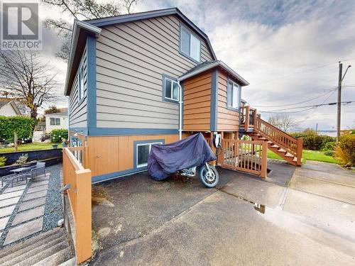 4636 Harwood Ave, Powell River, BC - Outdoor