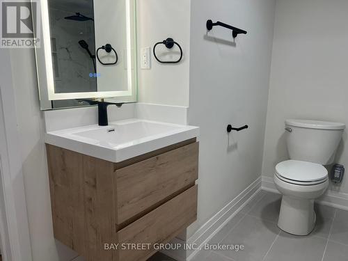 135 Strathearn Avenue, Richmond Hill, ON - Indoor Photo Showing Bathroom