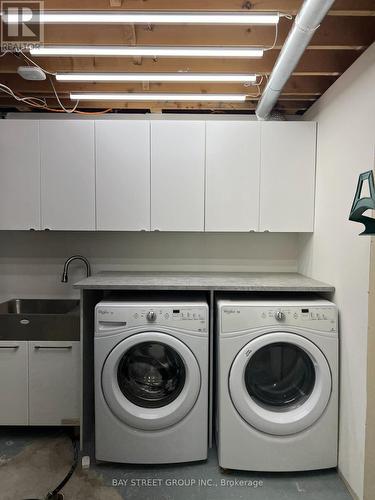 135 Strathearn Avenue, Richmond Hill, ON - Indoor Photo Showing Laundry Room