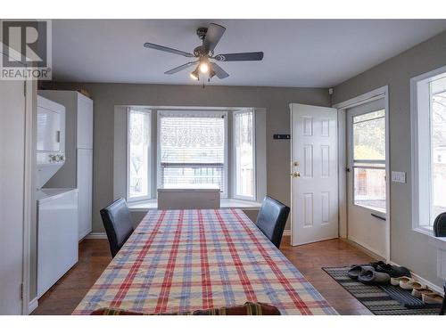 3302 16 Street, Vernon, BC - Indoor Photo Showing Bedroom