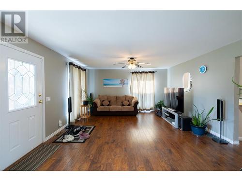 3302 16 Street, Vernon, BC - Indoor