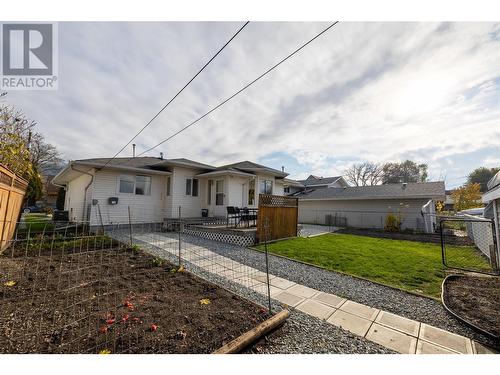 3302 16 Street, Vernon, BC - Outdoor