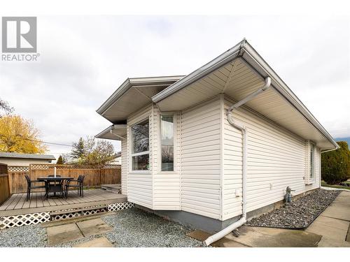 3302 16 Street, Vernon, BC - Outdoor With Exterior