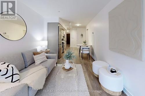 1517 - 87 Peter Street, Toronto, ON - Indoor Photo Showing Living Room