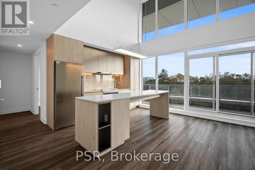 318 - 11 Ordnance Street, Toronto, ON - Indoor Photo Showing Kitchen With Upgraded Kitchen