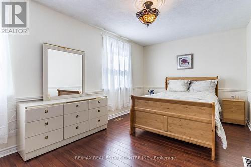 29 - 1050 Shawnmarr Road, Mississauga, ON - Indoor Photo Showing Bedroom