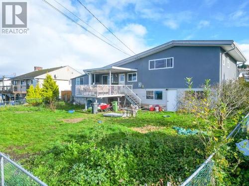 4029 Joyce Ave, Powell River, BC - Outdoor With Deck Patio Veranda