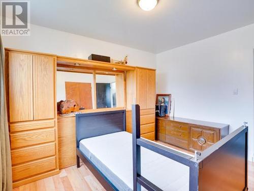 4029 Joyce Ave, Powell River, BC - Indoor Photo Showing Bedroom