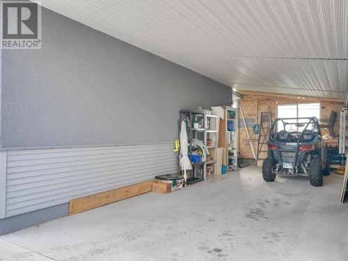 4029 Joyce Ave, Powell River, BC -  Photo Showing Garage