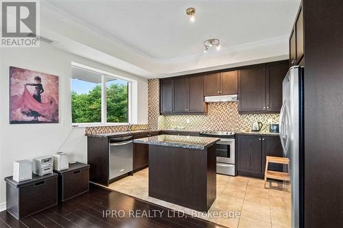 501 - 483 Faith Drive, Mississauga, ON - Indoor Photo Showing Kitchen With Upgraded Kitchen